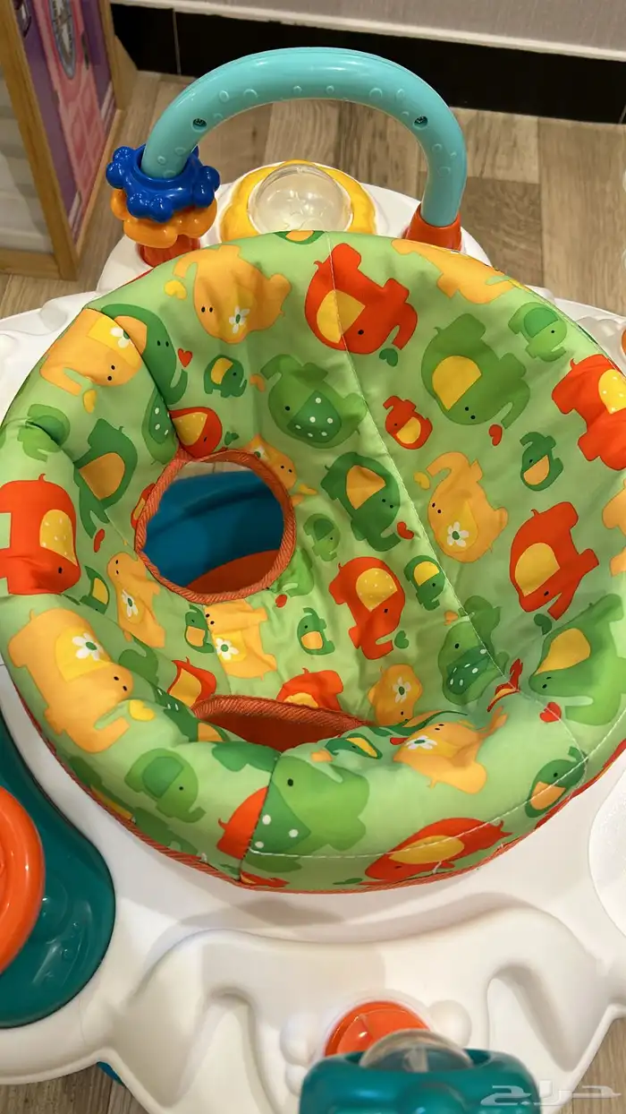 جلاسة اطفال متحركة   كرسي سيارة   مشاية   طاولة العاب 8