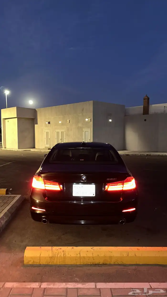 بي ام دبليو 520i 2020 8