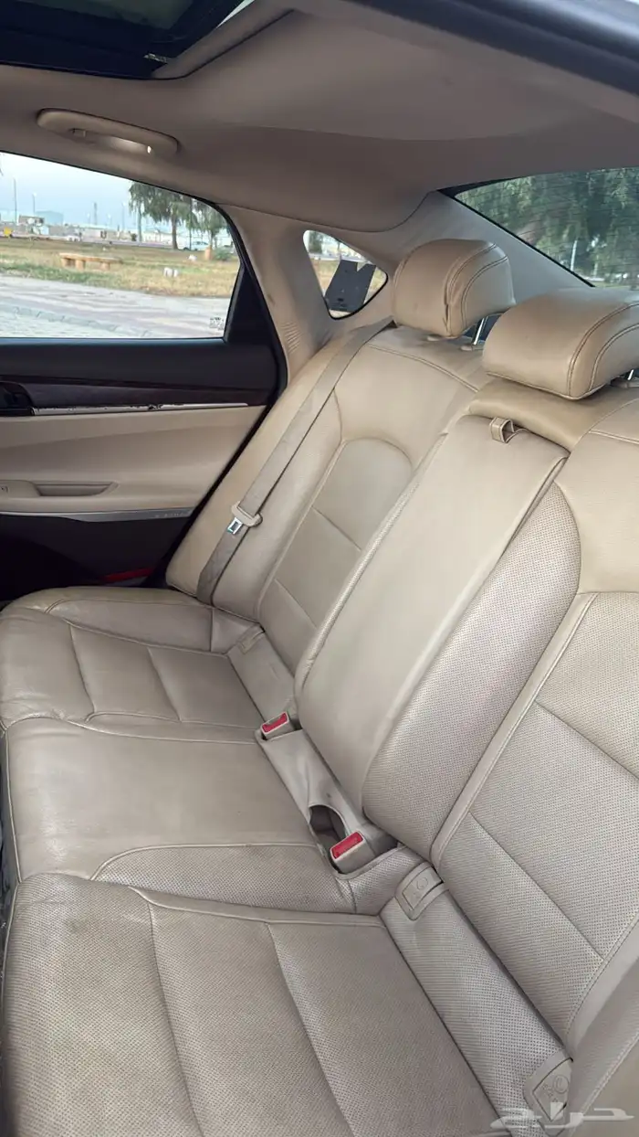 للبيع ازيرا نص فل 2019 8