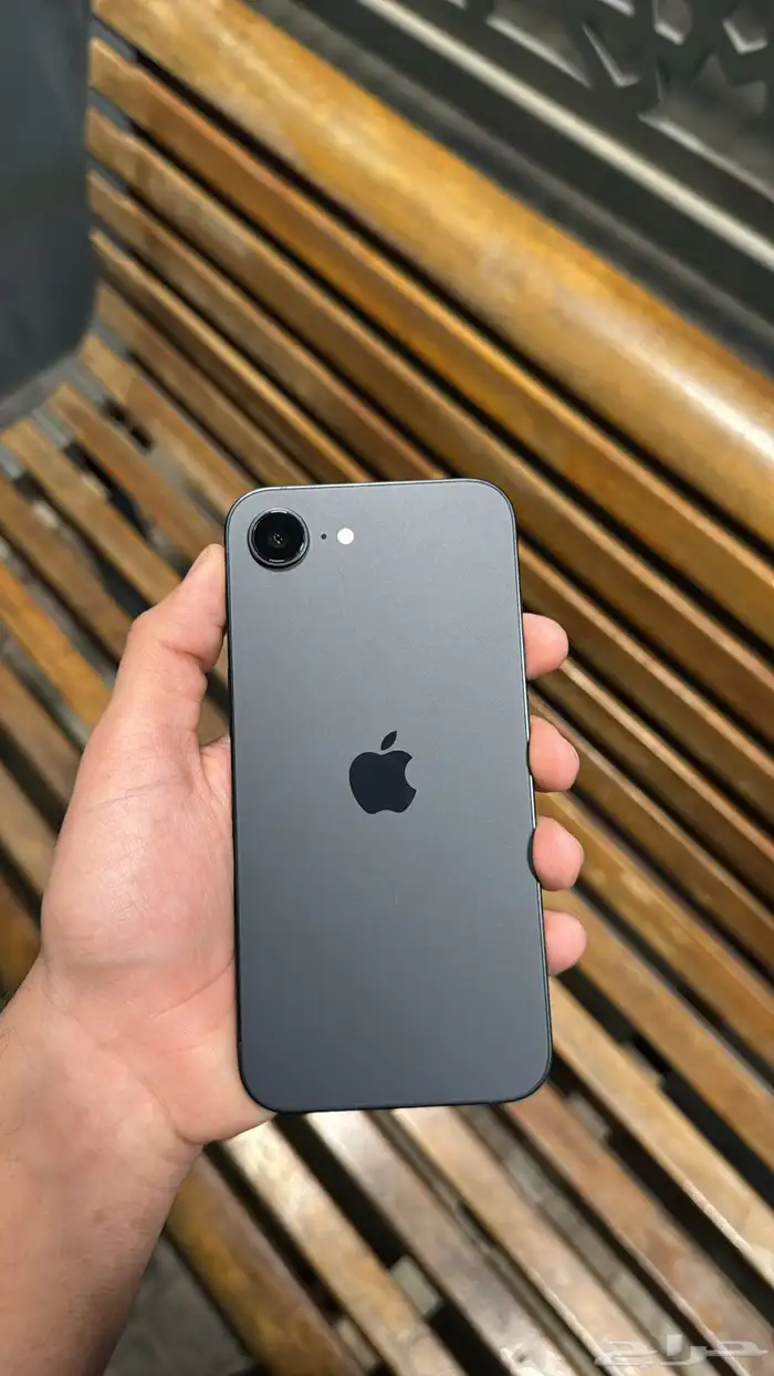 آيفون 16 جديد 1