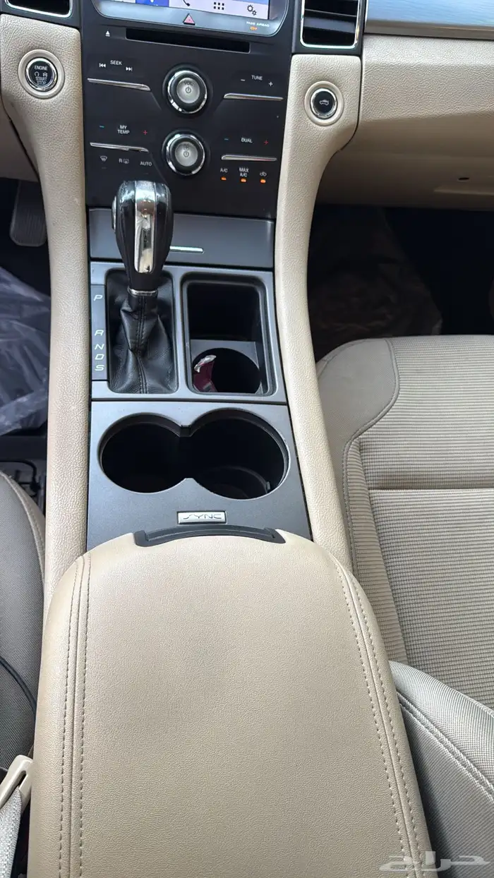 فورد تورس 12