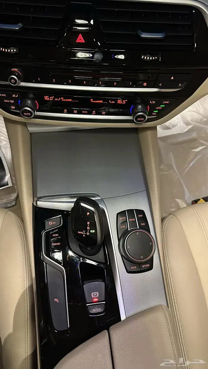 بي ام دبليو 520i 2020 3