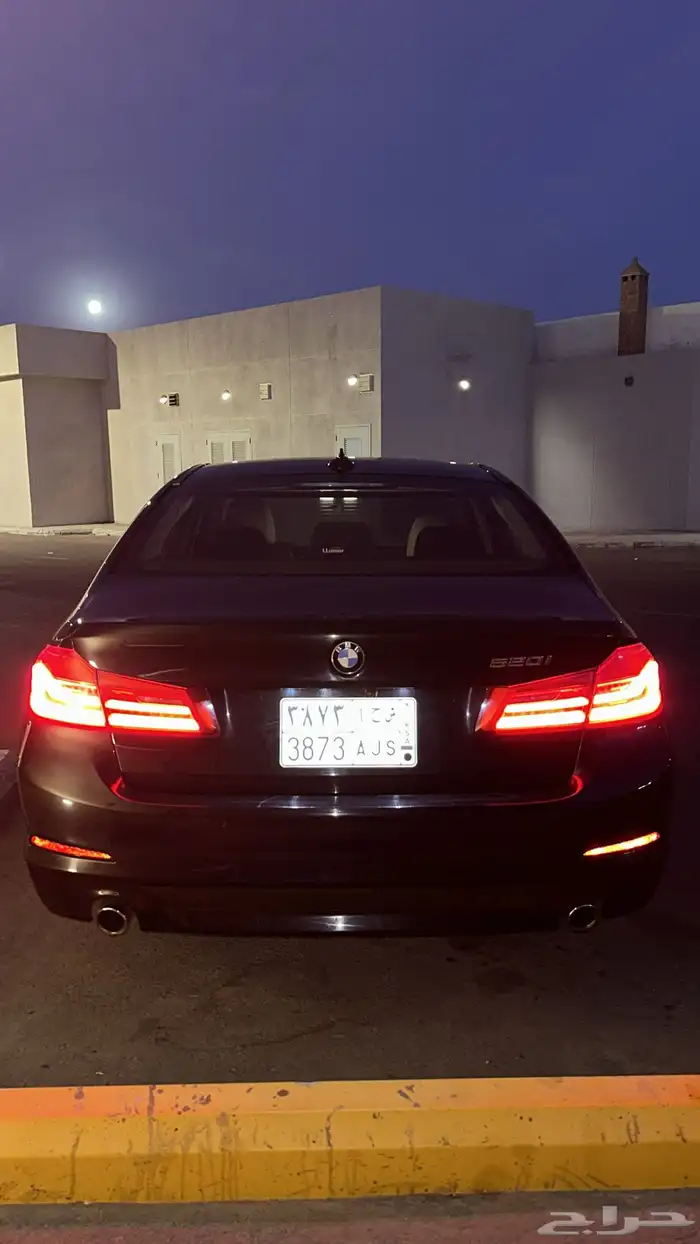 بي ام دبليو 520i 2020 11