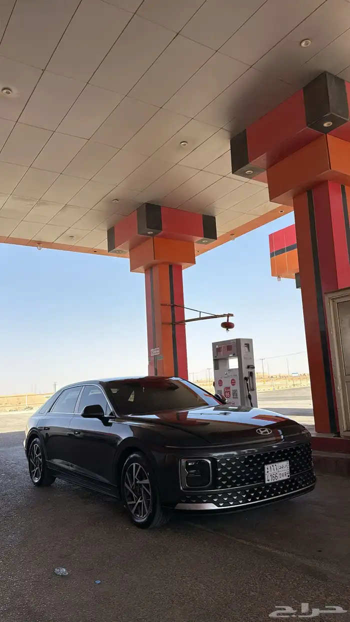 ازيرا 2025 للتقبيل بدون مقابل 10