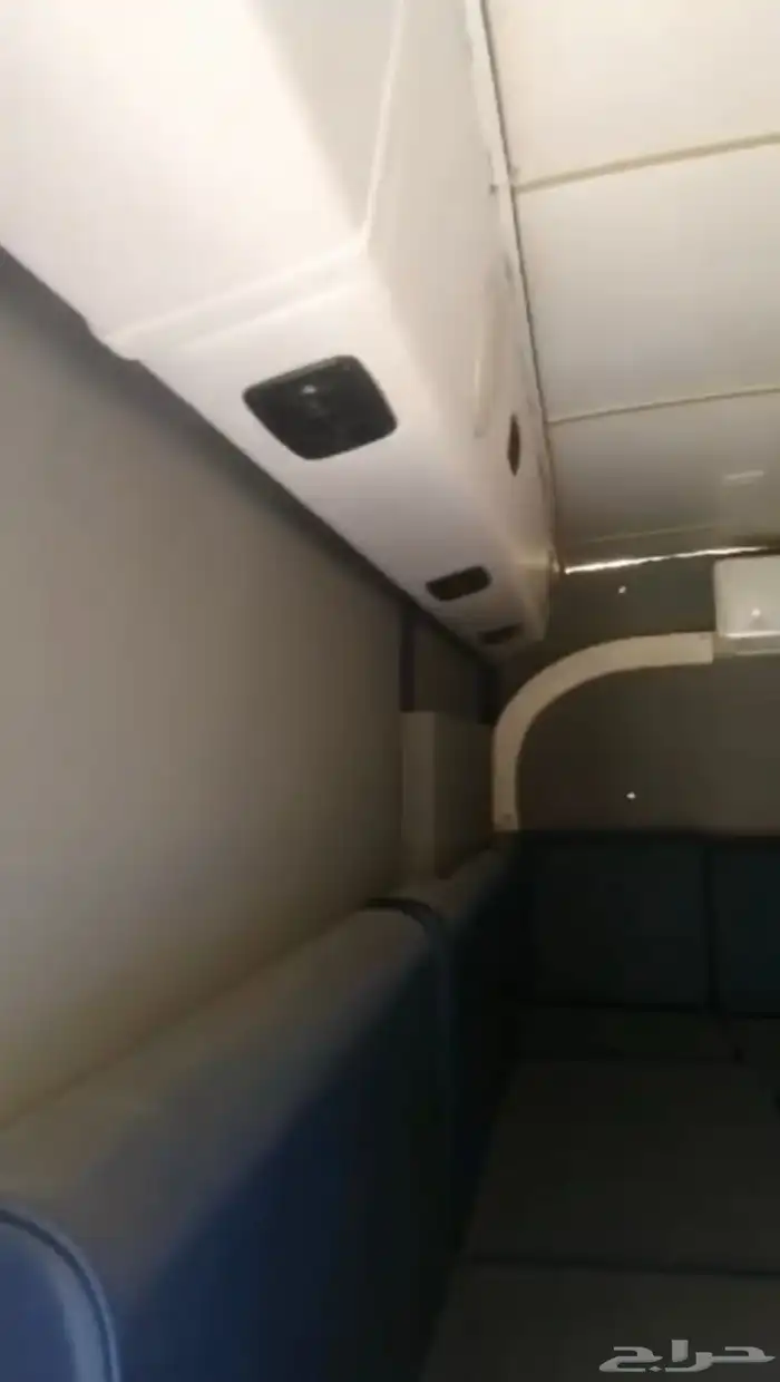 باص هيونداي 60 راكب مخزن عداد 2700 كم فقط 4