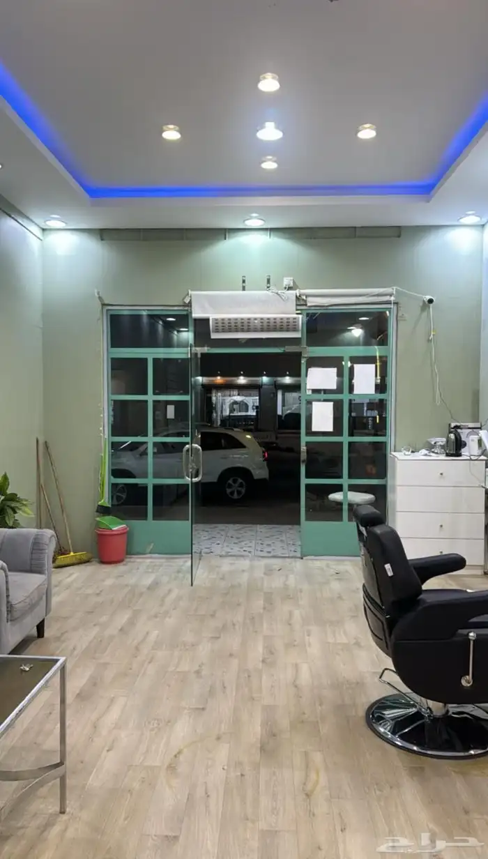 محل كامل للبيع 3