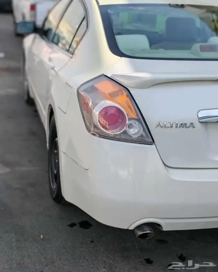 نيسان ألتيما موديل 2010 7