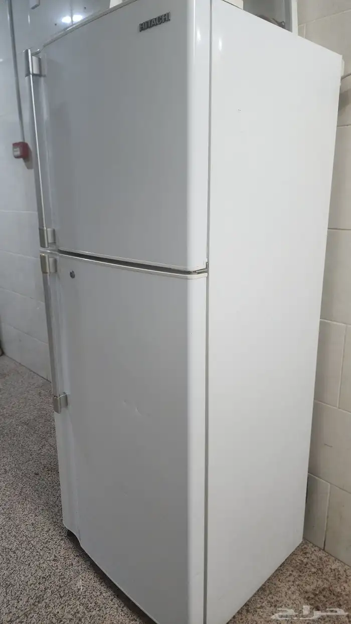للبيع ثلاجة هيتاشي 20 قدم   نظيفة جدا 0