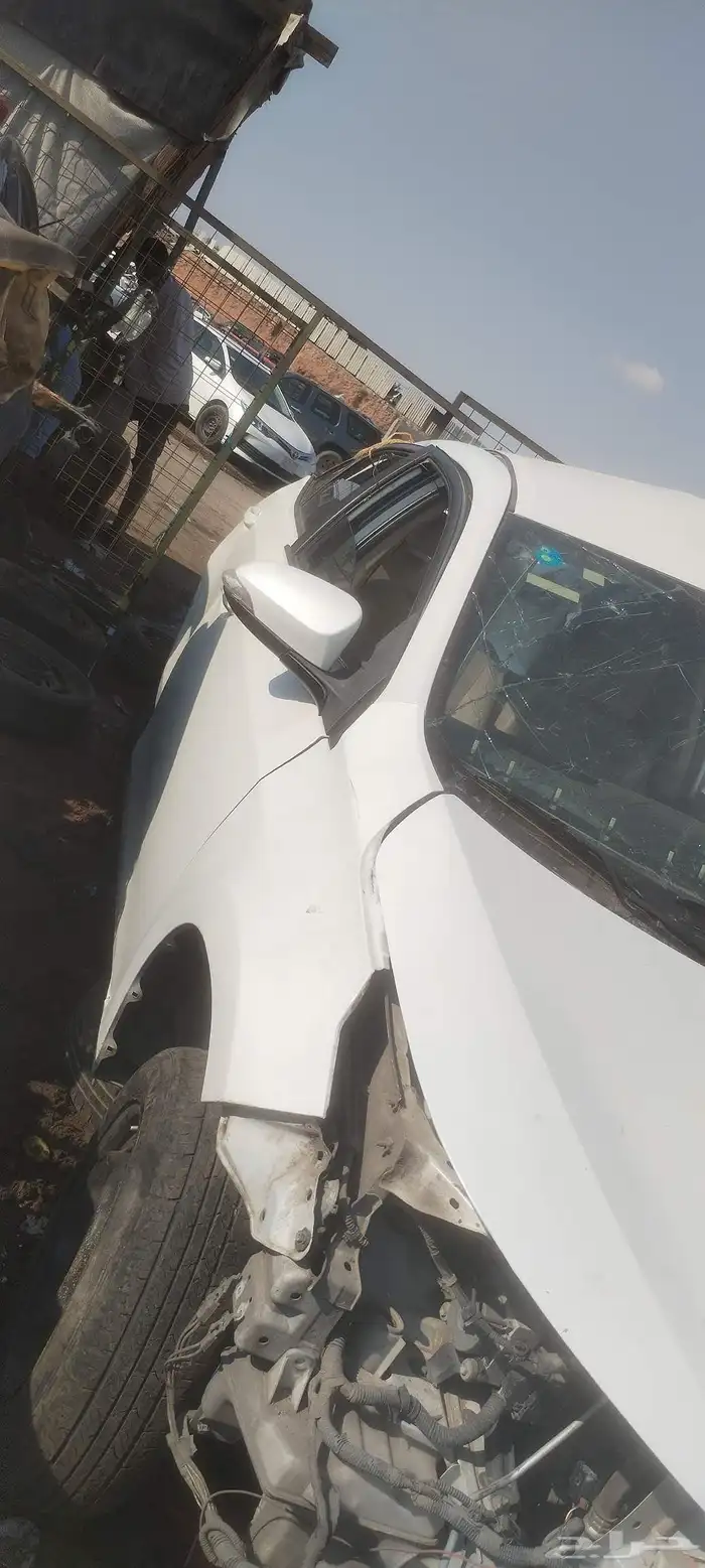 كورلا2015 قطع غيار تشليح 4