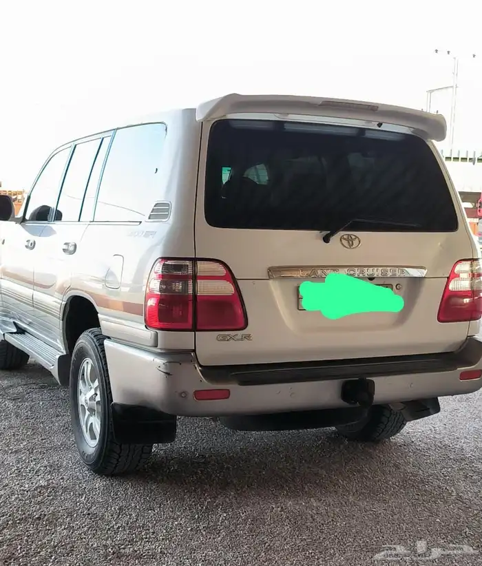 للبيع جيب صالون تيوتا 2