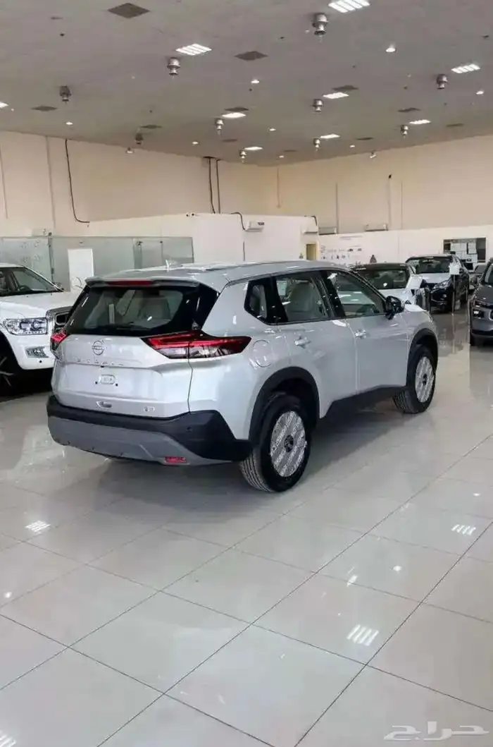 نيسان اكس تريل 4