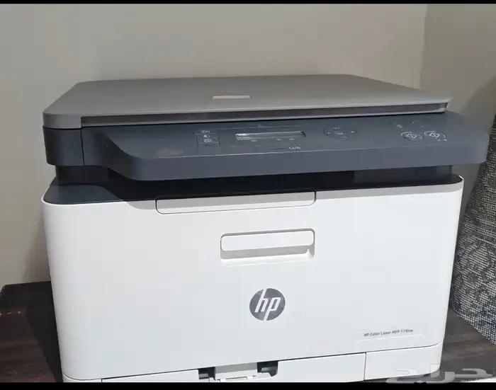 طابعه ليزر فيها مواصفات كثيره اخذتها ب1200 ابيعها ب450 0