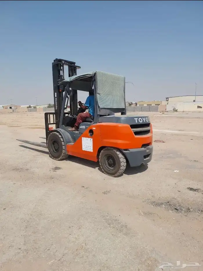 فوركلفت رافعة للايجار رافعه شوكيه 7