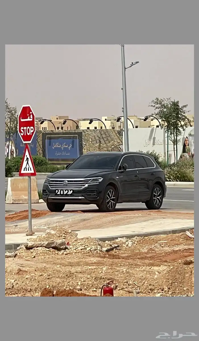 جيب طوارق فولكس واجن أسود R-line 2022 Touareg Volkswagen SUV 22