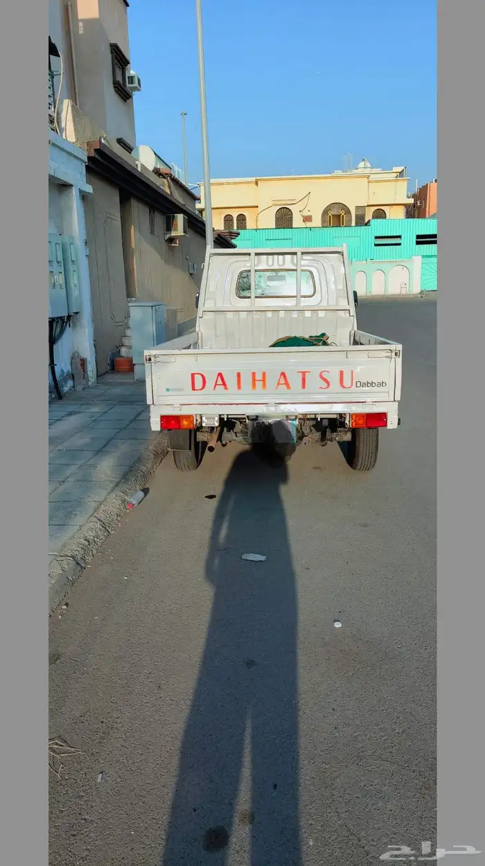 دباب دايهاتسو بيك اب موديل 2012. الون الابيض. 3