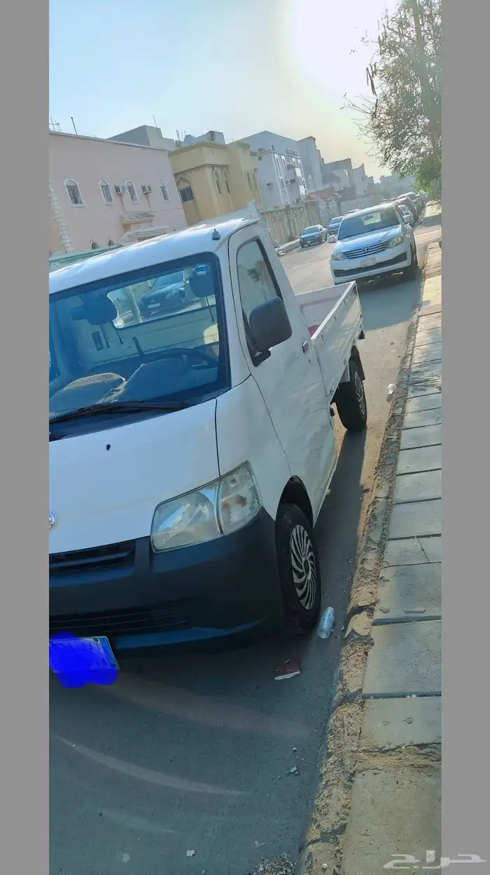 دباب دايهاتسو بيك اب موديل 2012. الون الابيض. 1