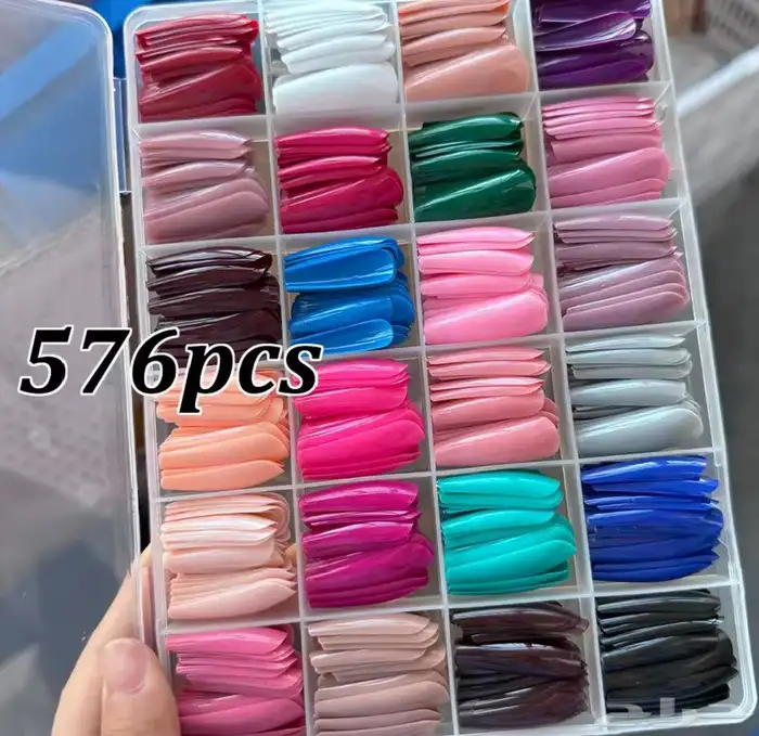 500 Pieces Nail Art Tips Package Artificial Nails Polish 1