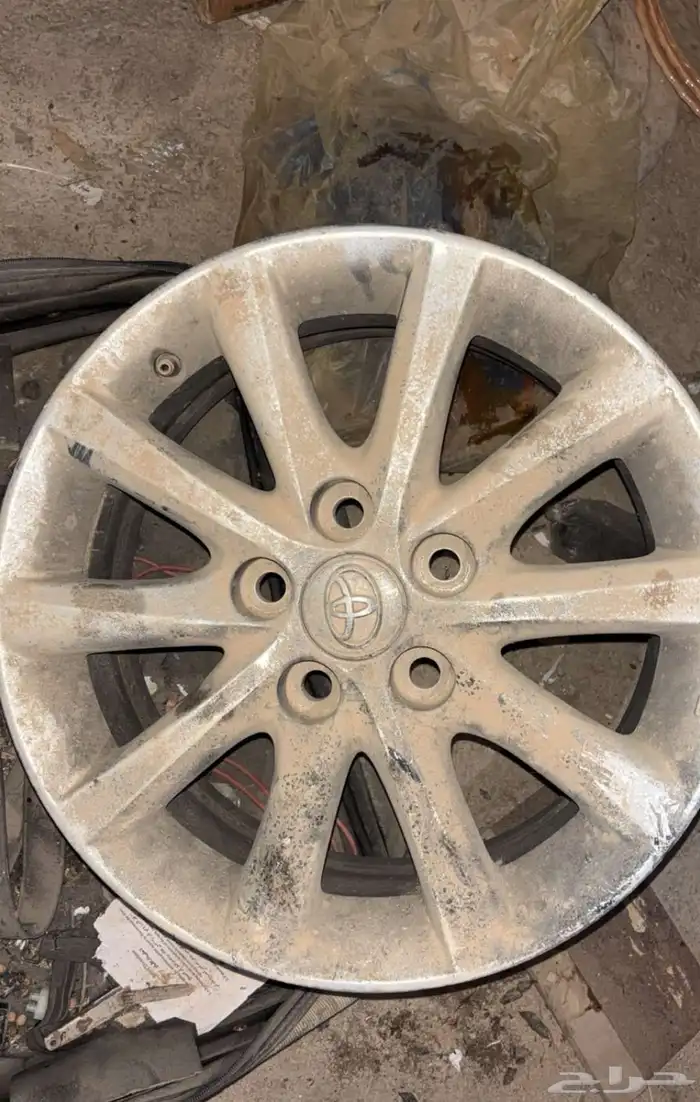 ثنتين جنوط كامري 2011 وكاله 3