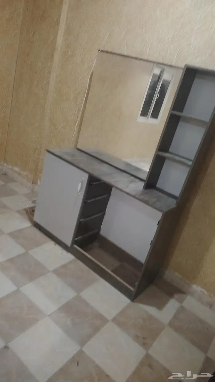 فك تركيب دواليب مطبخ غرف نوم صيانة أعمال المنيوم والديكورات 1