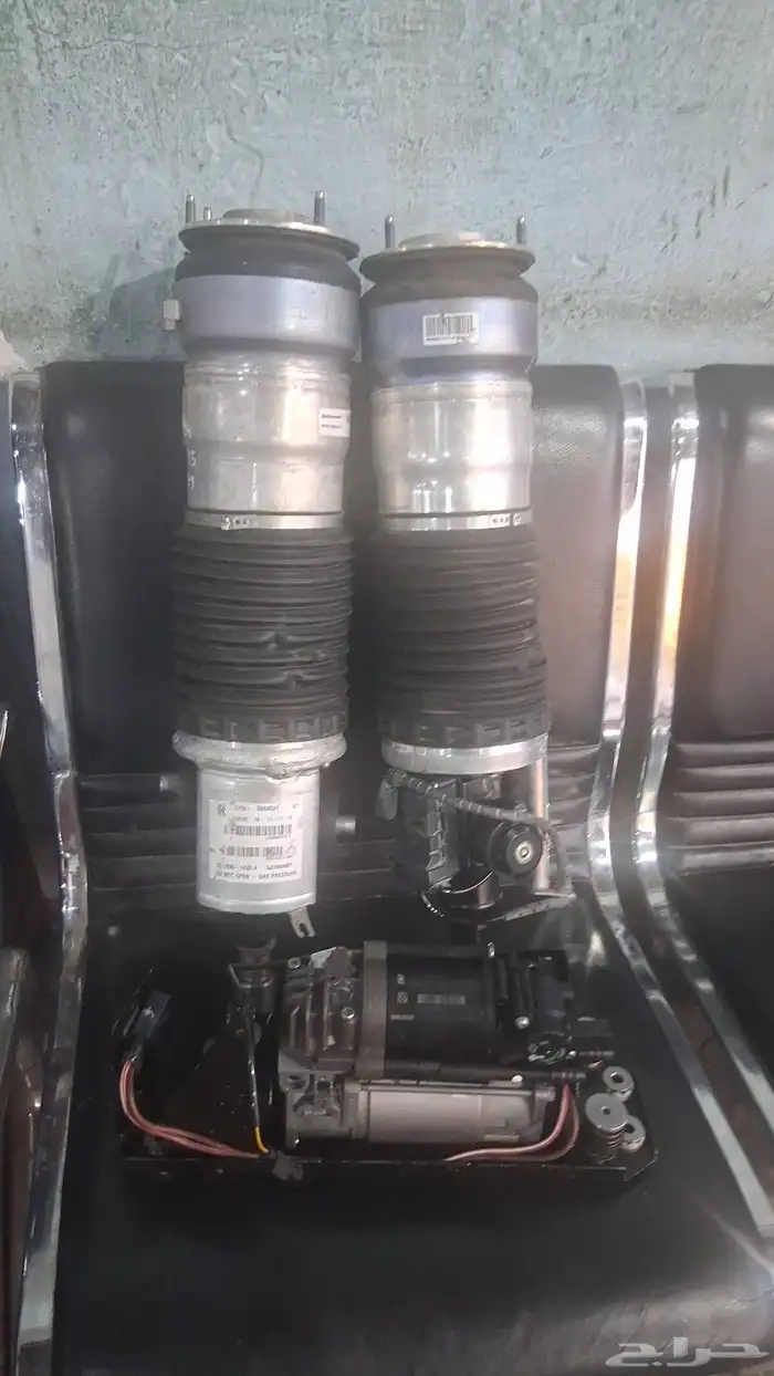 مساعدات الهيدروليك مع الصمان 3