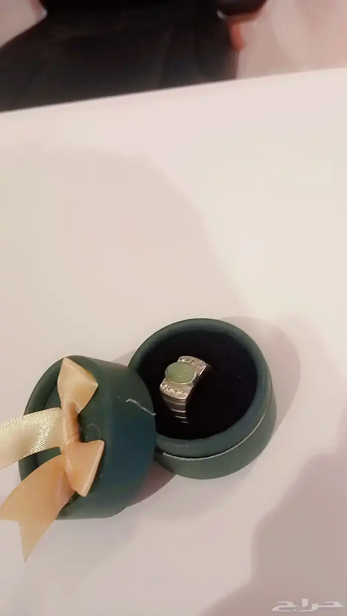 خاتم زمرد كولومبي طبيعي مع الشهادة 1