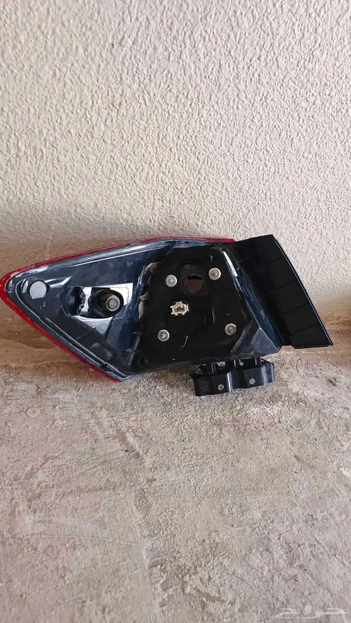 اسطب خلفي يمين هوندا اكورد 2017 2