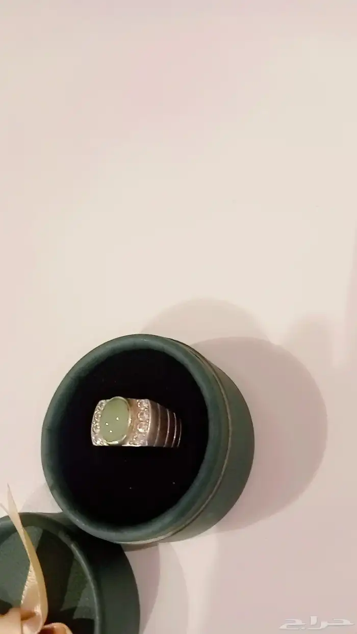 خاتم زمرد كولومبي طبيعي مع الشهادة 4