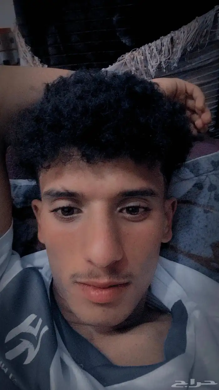 ابحث على تطبيق هنقر ستيشن في الخرج 0