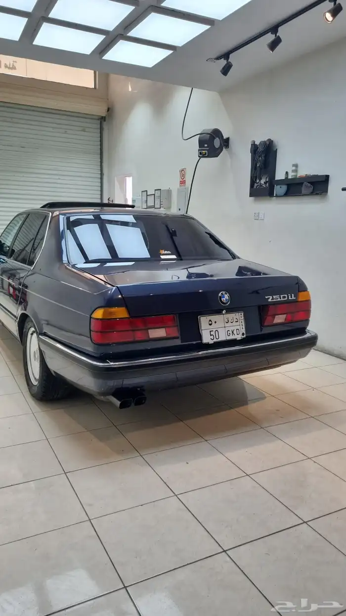 للبيع بي أم 750il سلندر 12 1