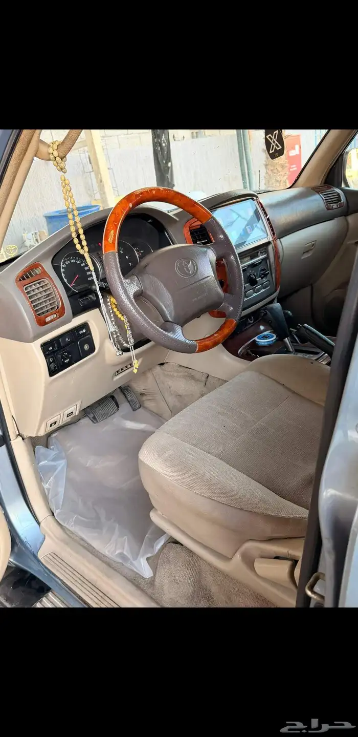 جيب لاندكروزر 2005 قير اتمتك 5