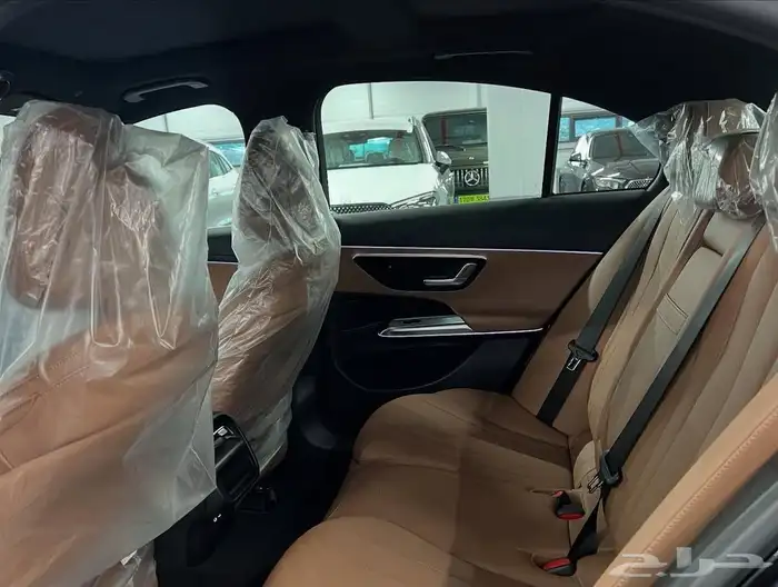 مرسيدس E200 موديل 2025 بسعر مناسب 6