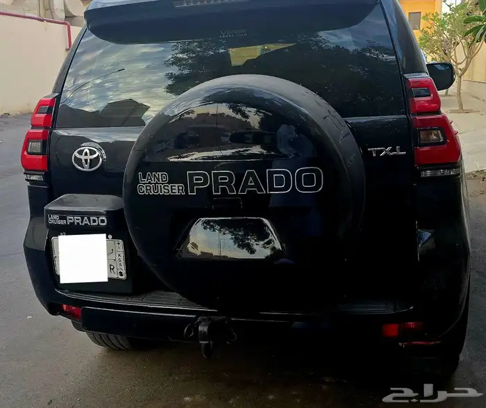 برادو ربع بابين 2023 اسود 5