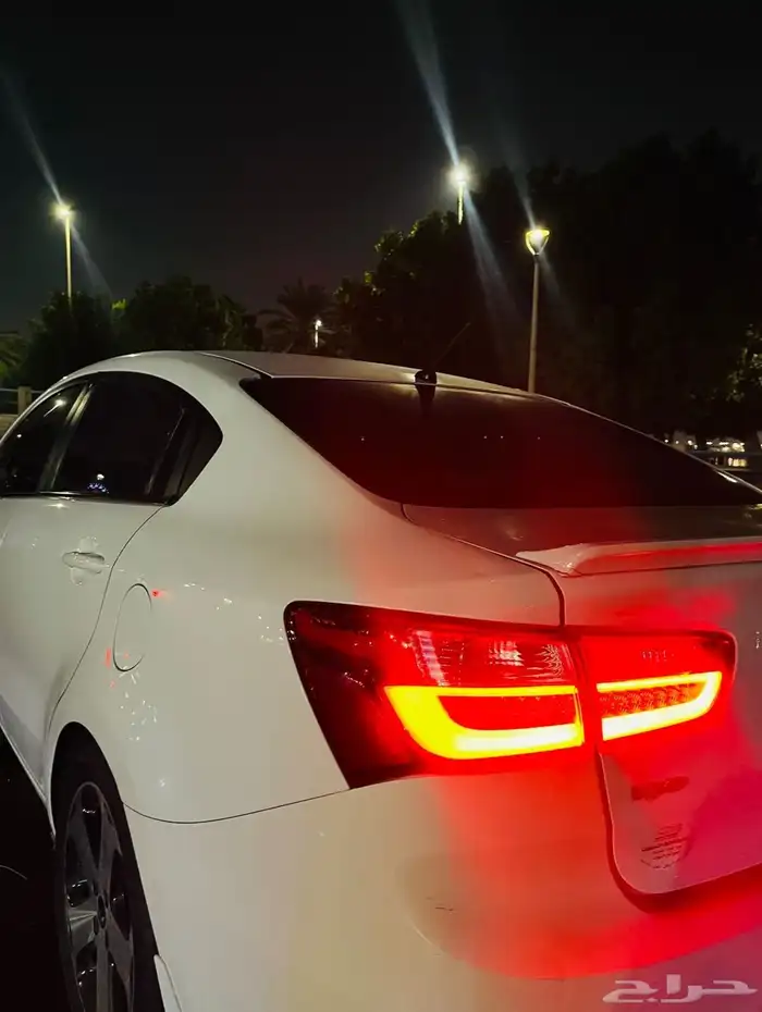 KIA Rio موديل 2012 ممشي 210 الف فقط اوتوماتيك الاستمارة سا 2