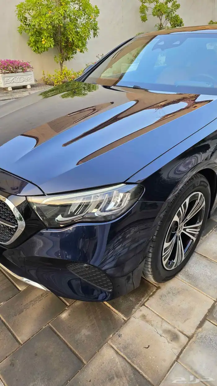 مرسيدس E200 موديل 2024 العداد 12 ألف كيلو فقط 13