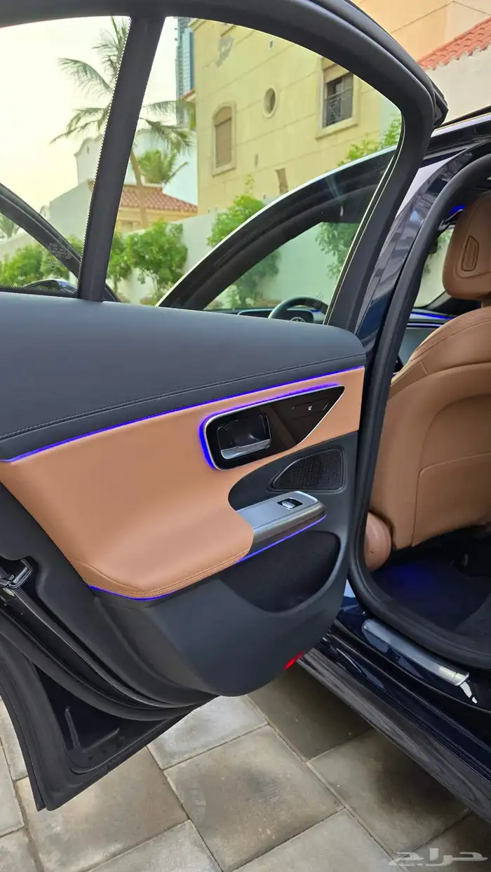 مرسيدس E200 موديل 2024 العداد 12 ألف كيلو فقط 21