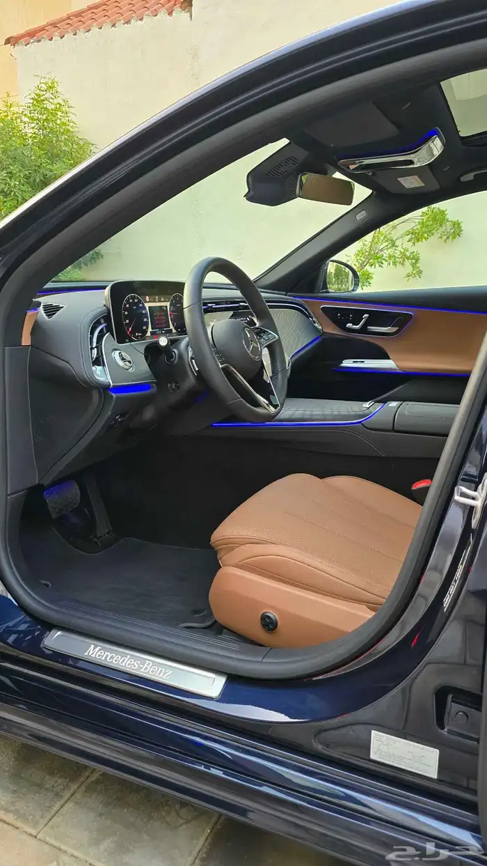 مرسيدس E200 موديل 2024 العداد 12 ألف كيلو فقط 15