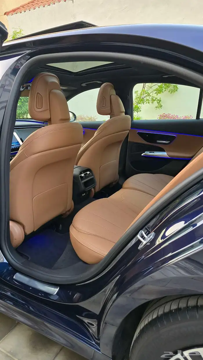 مرسيدس E200 موديل 2024 العداد 12 ألف كيلو فقط 22