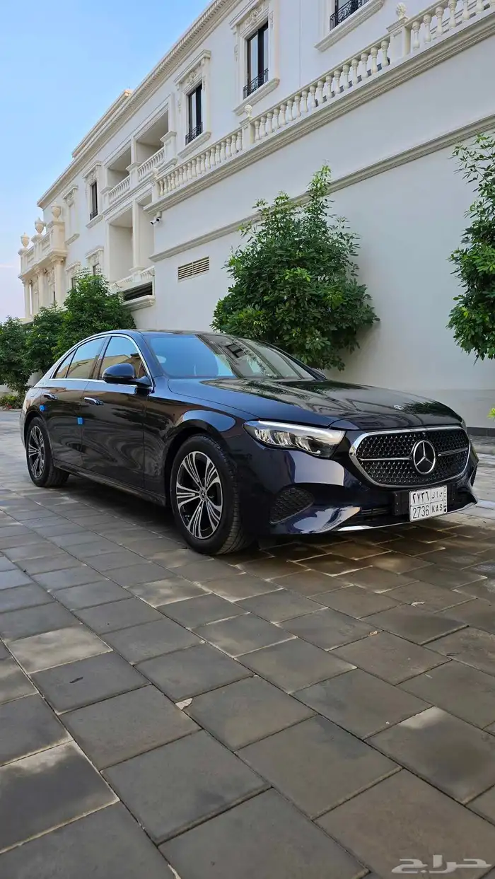 مرسيدس E200 موديل 2024 العداد 12 ألف كيلو فقط 10