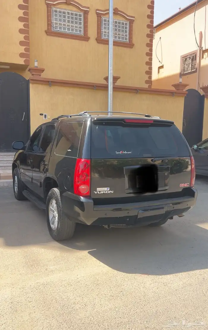 يوكون للبيع قصير 1