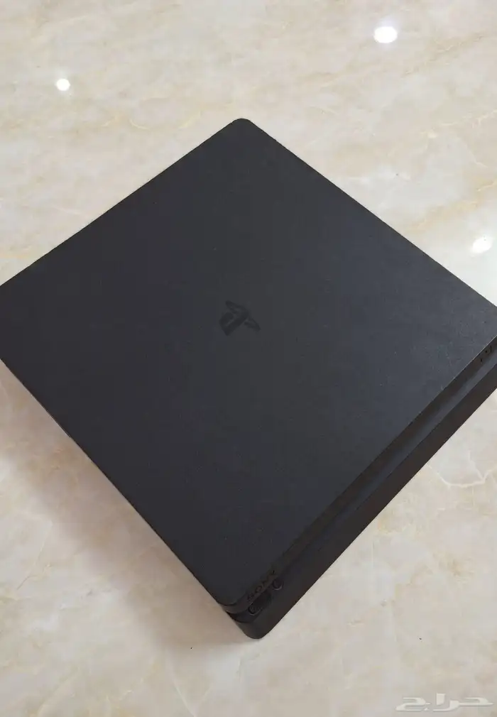 بليستيشن 4sleam مساحه 800g ناادر استعمال نضيف السعر 650 ريال 0