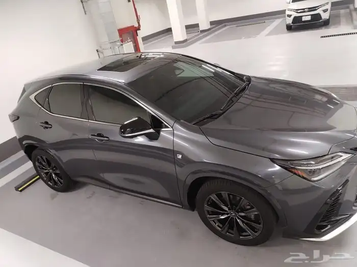 لكزس NX F 2022 3