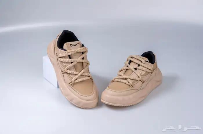 للبيع جزمات اسبورت وا اسليبر بي أسعار الجمله 0