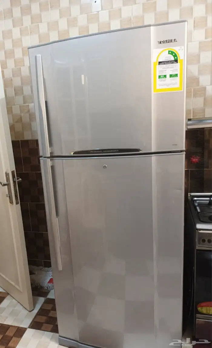 ثلاجه توشيبا شبه جديد 2