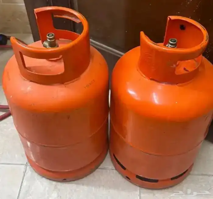 أنبوبتين غاز للبيع. 0