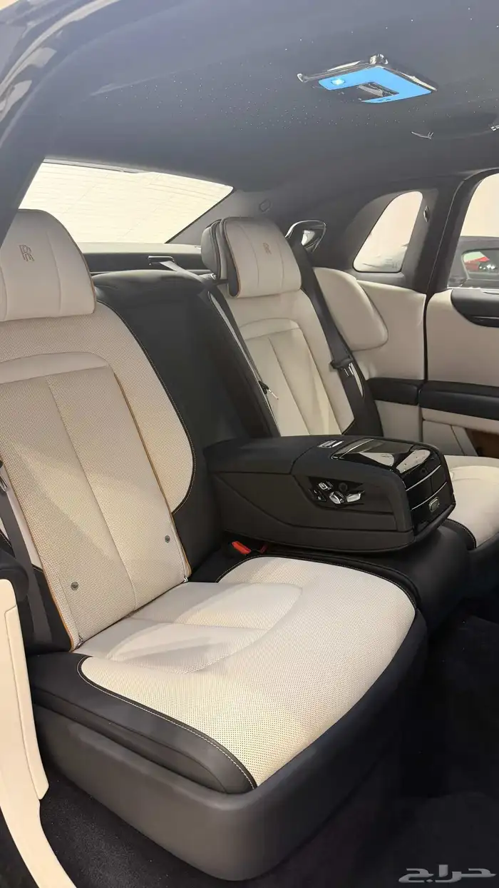 Rolls Royce Ghost 13