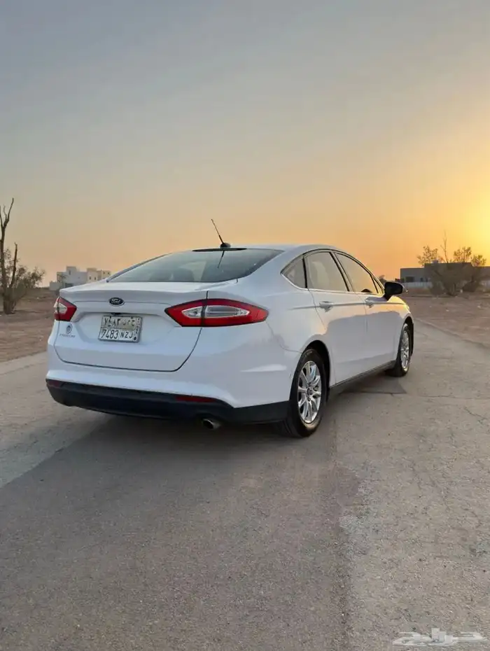 فورد فيوجن 2015 3
