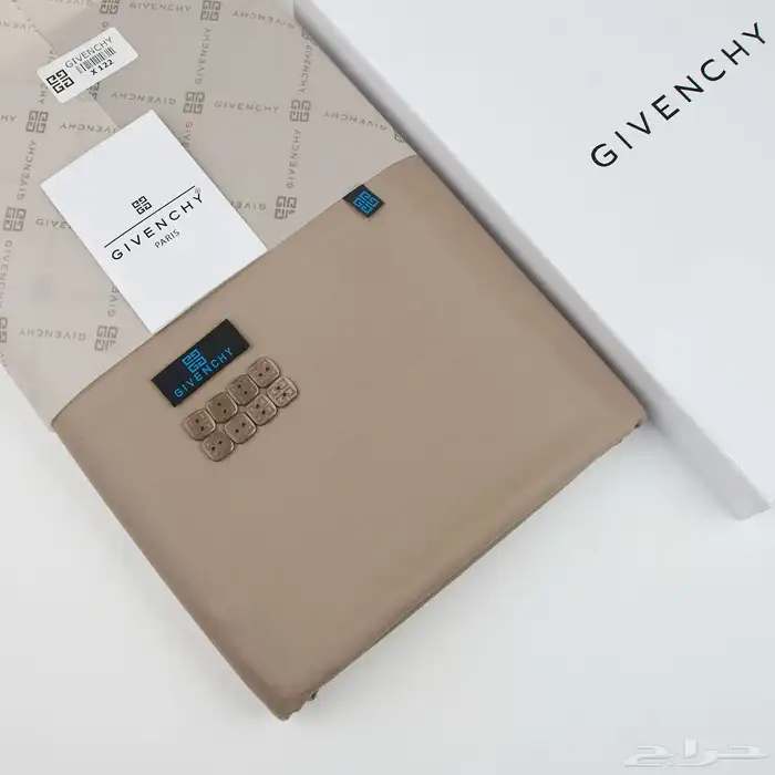 أقمشة رجالية شتوية فاخرة ماركات عالمية واكسسورات 44