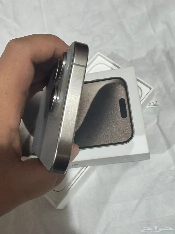 ايفون 15 برو 256 جيجا للبيع 4