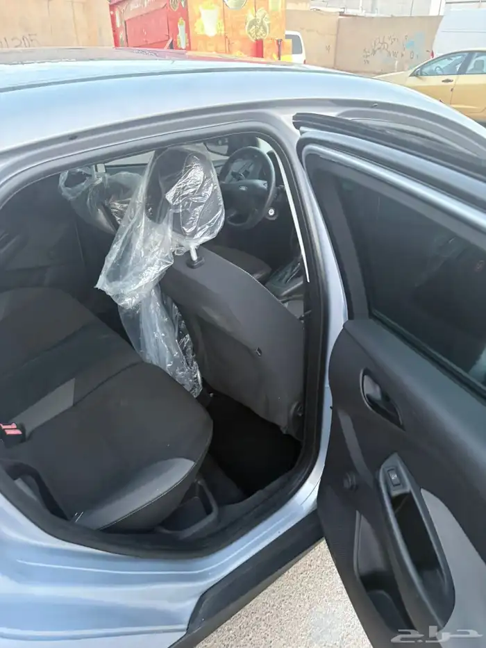 للبيع فورد 2014 مخزنه 20