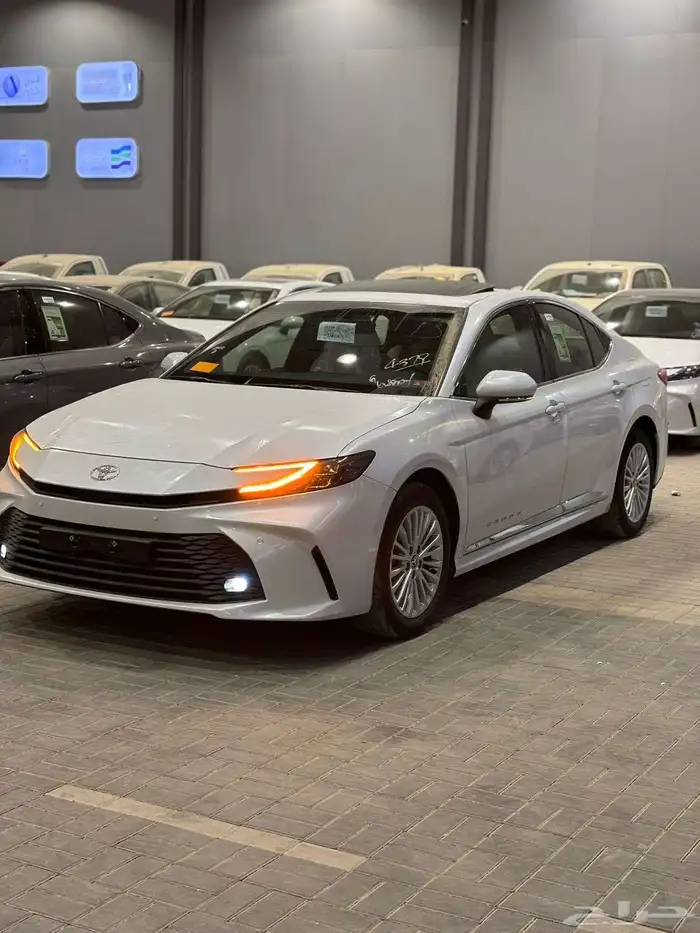 تويوتا كامري LE بنزين 0